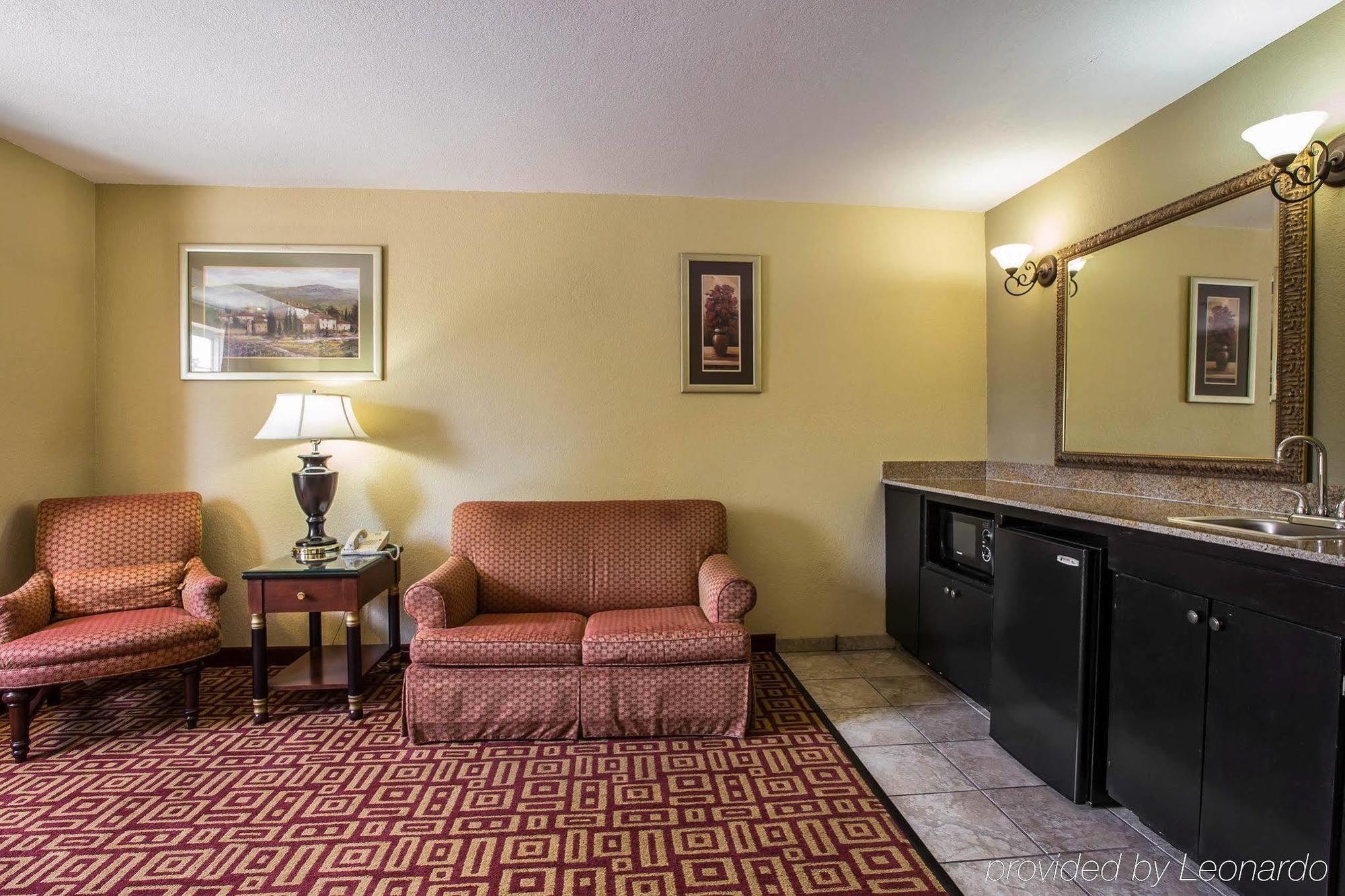 Econo Lodge Inn & Suites Greenville Zewnętrze zdjęcie